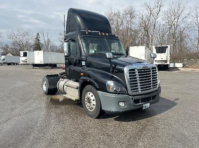 Used 2019 Freightliner Cascadia Detroit DD13 Semi Truck for sale #227023 - photo 1