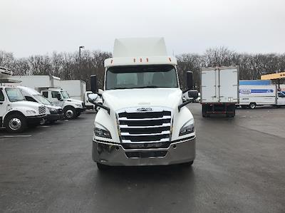 Used 2019 Freightliner Cascadia Detroit DD13 Semi Truck for sale #227060 - photo 2
