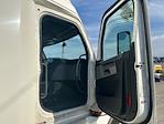 Used 2019 Freightliner Cascadia Detroit DD15AT Semi Truck with Sleeper Cab for sale #227089 - photo 13