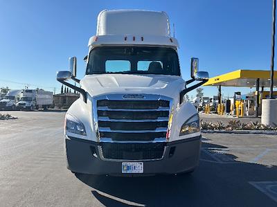 Used 2019 Freightliner Cascadia Detroit DD13 Semi Truck for sale #227208 - photo 2