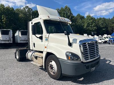 Used 2019 Freightliner Cascadia Detroit DD13 Semi Truck for sale #227248 - photo 1