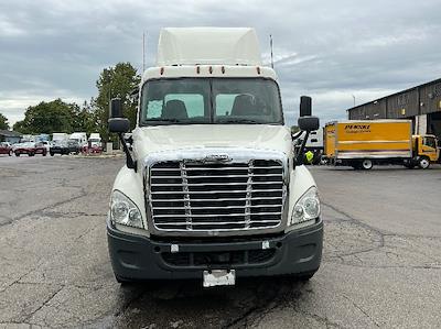 Used 2019 Freightliner Cascadia Detroit DD13 Semi Truck for sale #227323 - photo 2