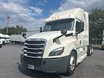 Used 2019 Freightliner Cascadia Detroit DD15AT Semi Truck with Sleeper Cab for sale #227510 - photo 3