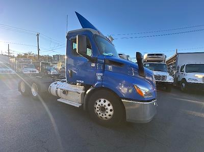 Used 2019 Freightliner Cascadia Detroit DD13 Semi Truck for sale #228085 - photo 1
