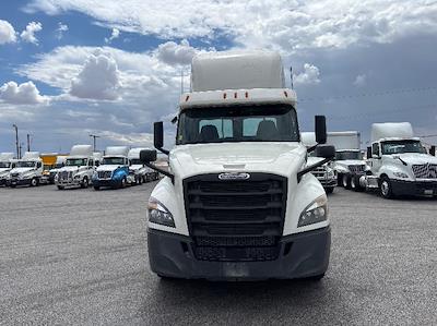 Used 2019 Freightliner Cascadia Detroit DD13 Semi Truck for sale #228167 - photo 2
