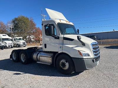 Used 2019 Freightliner Cascadia Detroit DD13 Semi Truck for sale #228383 - photo 1