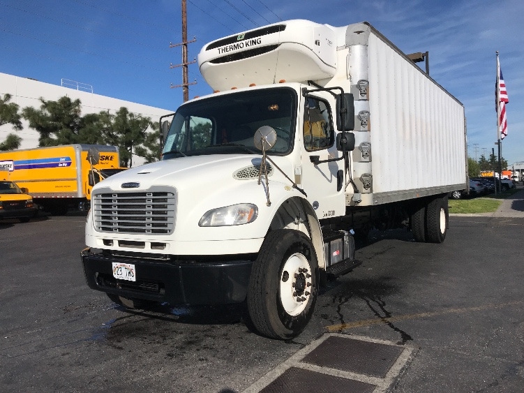 Used 2019 Freightliner M2 106 - photo 5