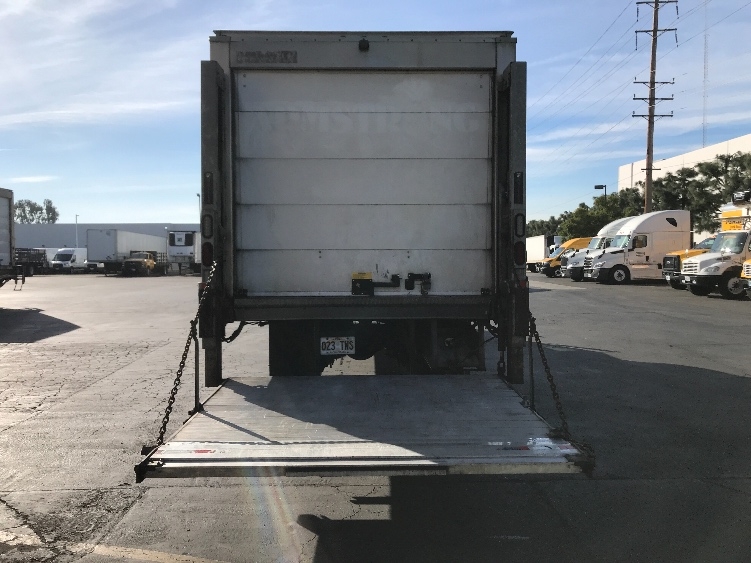 Used 2019 Freightliner M2 106 - photo 11