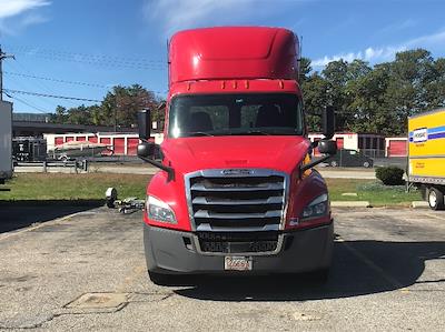 Used 2019 Freightliner Cascadia Detroit DD15AT Semi Truck for sale #229050 - photo 2