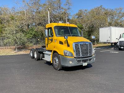 Used 2019 Freightliner Cascadia Detroit DD13 Semi Truck for sale #229061 - photo 1