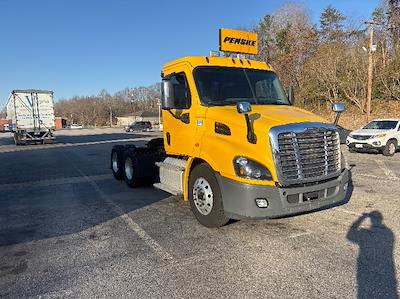 Used 2019 Freightliner Cascadia Detroit DD13 Semi Truck for sale #229080 - photo 1