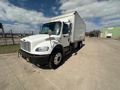 Used 2019 Freightliner M2 106 - photo 1