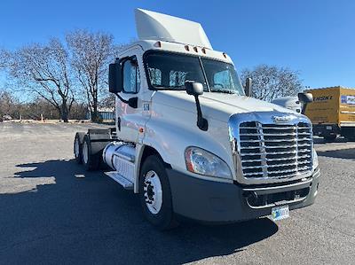 Used 2019 Freightliner Cascadia Detroit DD13 Semi Truck for sale #229398 - photo 1