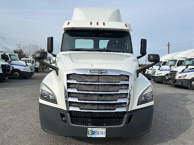 Used 2019 Freightliner Cascadia Detroit DD13 Semi Truck for sale #229431 - photo 2