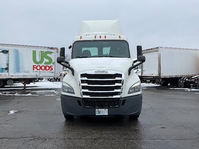 Used 2019 Freightliner Cascadia Detroit DD13 Semi Truck for sale #229639 - photo 2