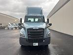 Used 2019 Freightliner Cascadia Detroit DD15AT Semi Truck for sale #229756 - photo 2