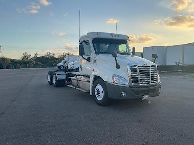 Used 2019 Freightliner Cascadia Detroit DD13 Semi Truck for sale #230410 - photo 1