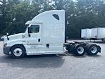 Used 2019 Freightliner Cascadia Detroit DD15AT Semi Truck with Sleeper Cab for sale #230587 - photo 4