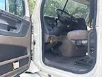 Used 2019 Freightliner Cascadia Detroit DD15AT Semi Truck with Sleeper Cab for sale #230587 - photo 9