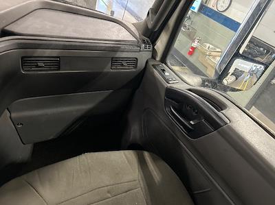 Used 2019 International LT - photo 1