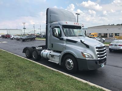 Used 2019 Freightliner Cascadia Detroit DD15AT Semi Truck for sale #230653 - photo 1