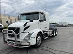 Used 2020 Volvo VNR Volvo D13 Semi Truck for sale #232203 - photo 3
