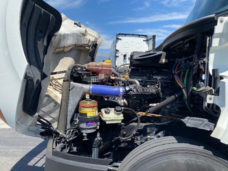 Used 2024 Freightliner Cascadia - photo 23