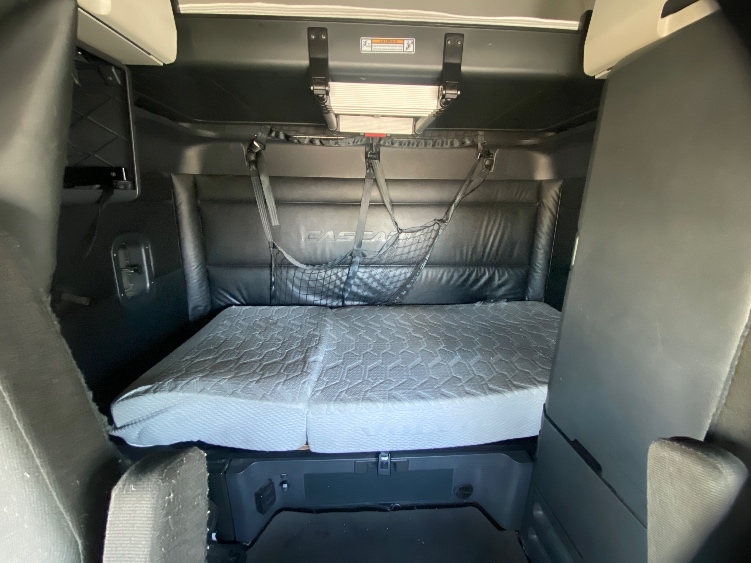 Used 2024 Freightliner Cascadia - photo 18