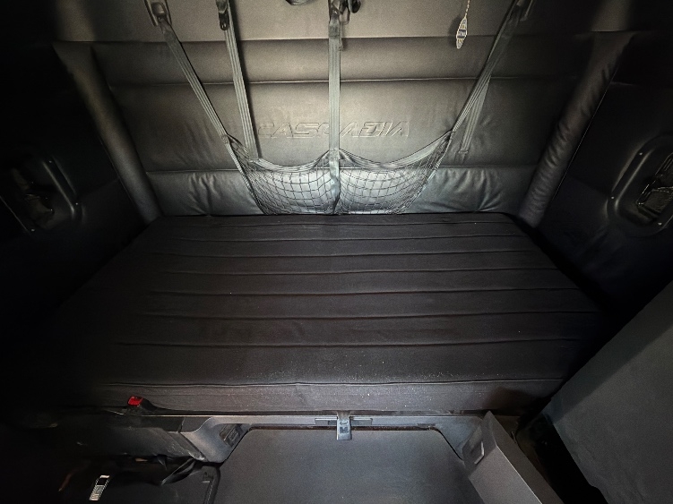 Used 2024 Freightliner Cascadia - photo 19