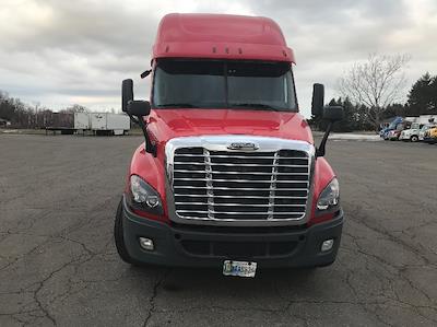Used 2019 Freightliner Cascadia - photo 1