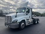 Used 2019 Freightliner Cascadia Detroit DD13 Semi Truck for sale #233938 - photo 3