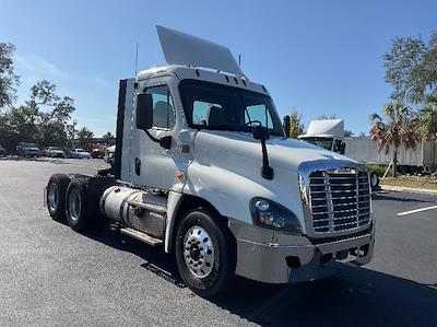 Used 2019 Freightliner Cascadia Detroit DD13 Semi Truck for sale #233939 - photo 1