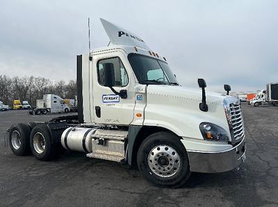 Used 2019 Freightliner Cascadia Detroit DD13 Semi Truck for sale #233940 - photo 1