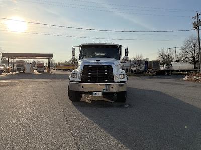 Used 2019 Freightliner 114SD Morgan Truck Body Flatbed Truck for sale #233993 - photo 2
