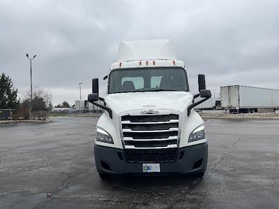 Used 2019 Freightliner Cascadia Detroit DD13 Semi Truck for sale #234133 - photo 2