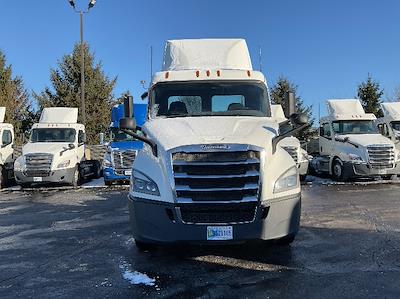 Used 2019 Freightliner Cascadia Detroit DD13 Semi Truck for sale #234136 - photo 2