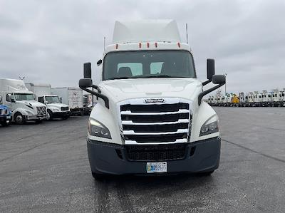 Used 2019 Freightliner Cascadia Detroit DD13 Semi Truck for sale #234139 - photo 2