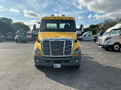 Used 2019 Freightliner Cascadia Detroit DD13 Semi Truck for sale #234256 - photo 2