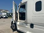Used 2019 Freightliner Cascadia Detroit DD15AT Semi Truck with Sleeper Cab for sale #235005 - photo 9