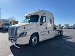 Used 2019 Freightliner Cascadia Detroit DD15AT Semi Truck with Sleeper Cab for sale #235030 - photo 3