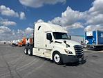 Used 2019 Freightliner Cascadia Detroit DD15AT Semi Truck with Sleeper Cab for sale #235144 - photo 1