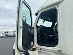 Used 2019 Freightliner Cascadia Detroit DD15AT Semi Truck with Sleeper Cab for sale #235144 - photo 9