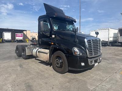 Used 2019 Freightliner Cascadia Detroit DD13 Semi Truck for sale #235311 - photo 1