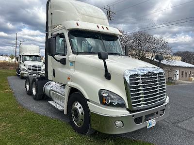 Used 2019 Freightliner Cascadia Detroit DD13 Semi Truck for sale #235375 - photo 1