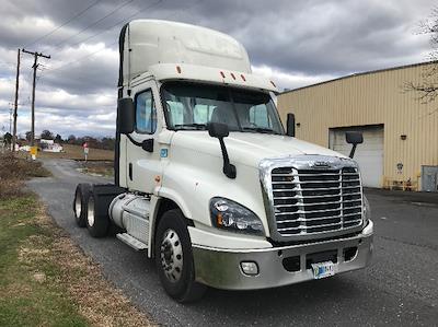 Used 2019 Freightliner Cascadia Detroit DD13 Semi Truck for sale #235386 - photo 1