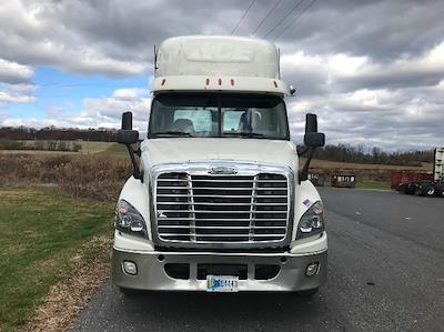 Used 2019 Freightliner Cascadia Detroit DD13 Semi Truck for sale #235386 - photo 2