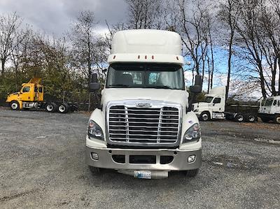 Used 2019 Freightliner Cascadia Detroit DD13 Semi Truck for sale #235390 - photo 2
