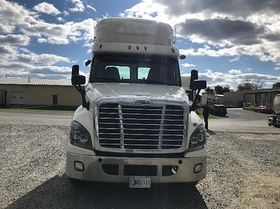 Used 2019 Freightliner Cascadia Detroit DD13 Semi Truck for sale #235391 - photo 2