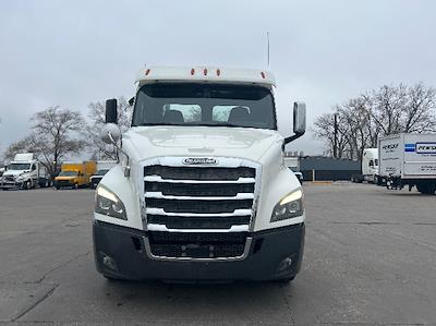 Used 2019 Freightliner Cascadia Detroit DD13 Semi Truck for sale #235419 - photo 2