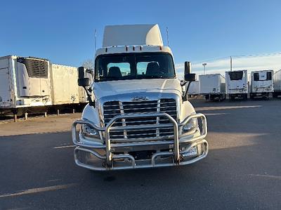 Used 2019 Freightliner Cascadia Detroit DD13 Semi Truck for sale #235431 - photo 2